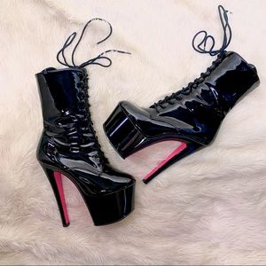 Pleaser Sky 1020TT Platform Lace Up Ankle Boot